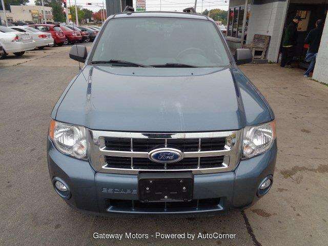 2011 Ford Escape XLT 4dr SUV